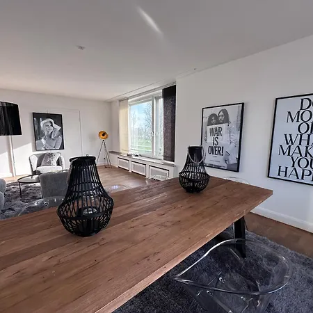Apartment Atemberaubender Rheinblick Messe *