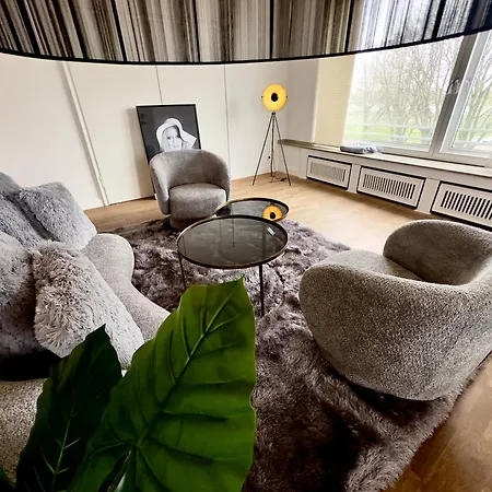 Atemberaubender Rheinblick Messe Apartment *